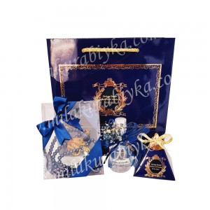 Piramit Lokumluk Gül Suyu İsimli İnci Tesbih ve Karton Çanta Seti - Söz, Nişan, Nikah, Doğum Günü, Sünnet, Bebek ve Mevlüt Hediyesi